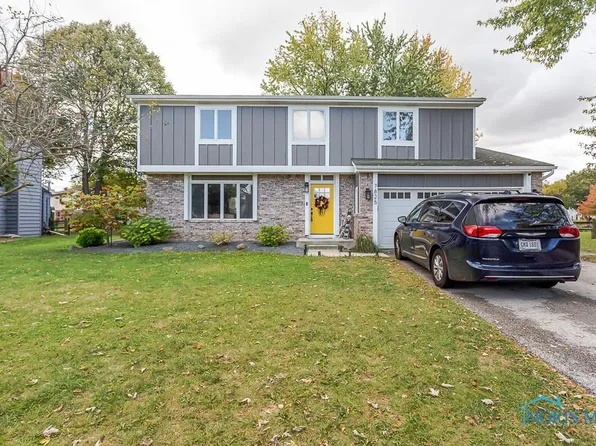 7825 Shaftesbury Dr, Sylvania, OH 43560