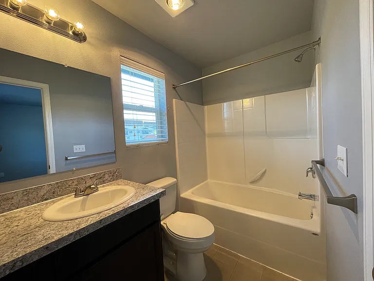 1430 Dekalb St — Photo 10