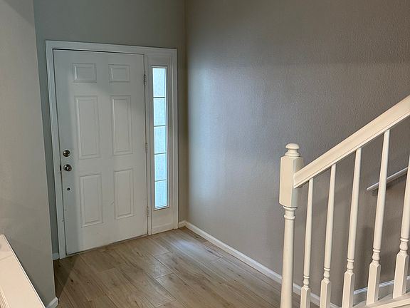 5th image of 26530 Chimney Spire Ln #26530
