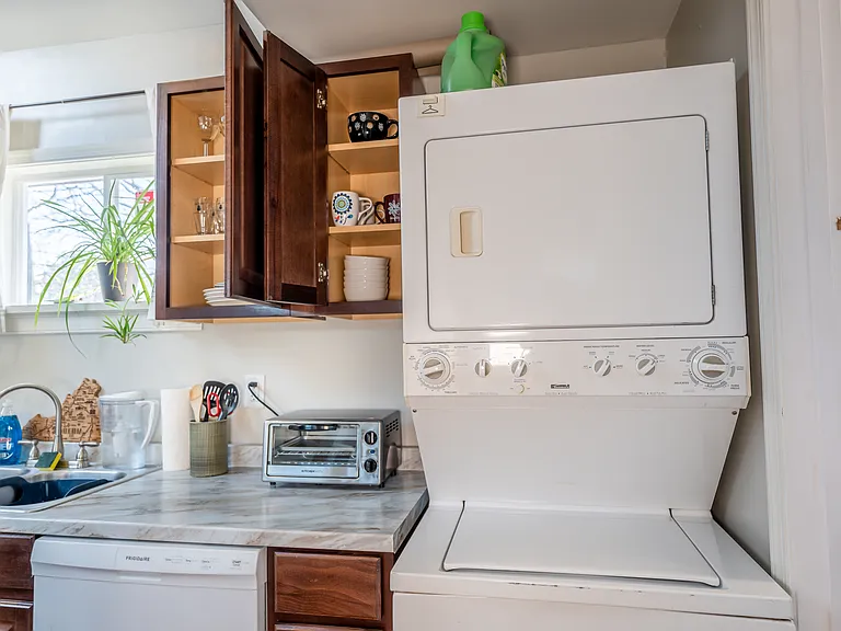 The large-capacity in-unit washer and dryer work great!