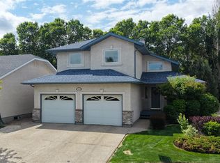 3254 E Peyson Bay, Regina, SK S4V2W8