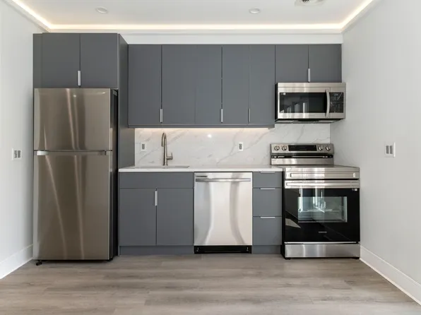 33-64 11th Street image 4 of 24