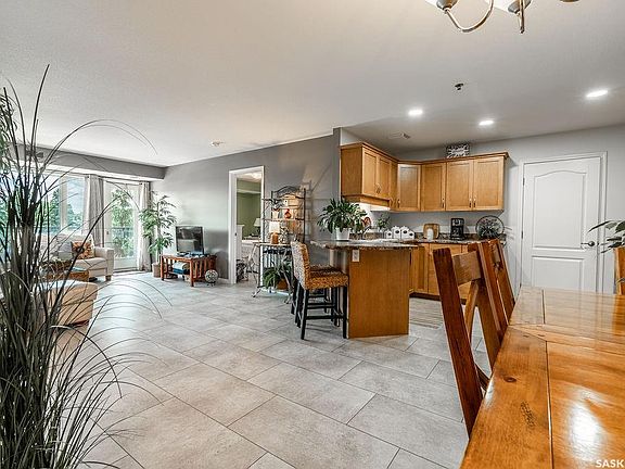 4th image of UNIT 307-102 Kingsmere PLACE