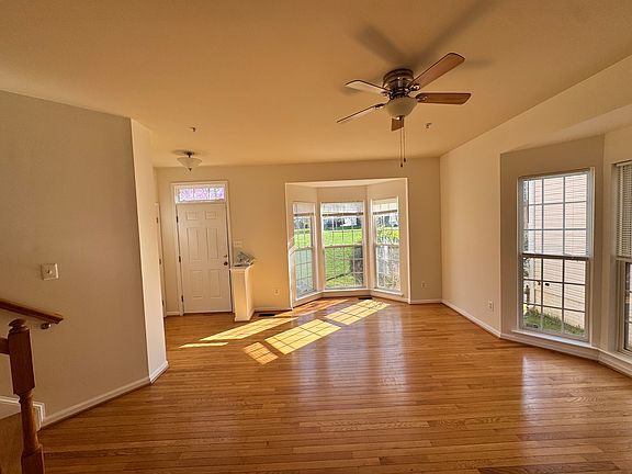 3rd image of 13910 Lullaby Rd