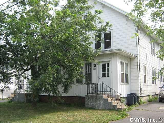 2nd image of 209 Benham Ave
