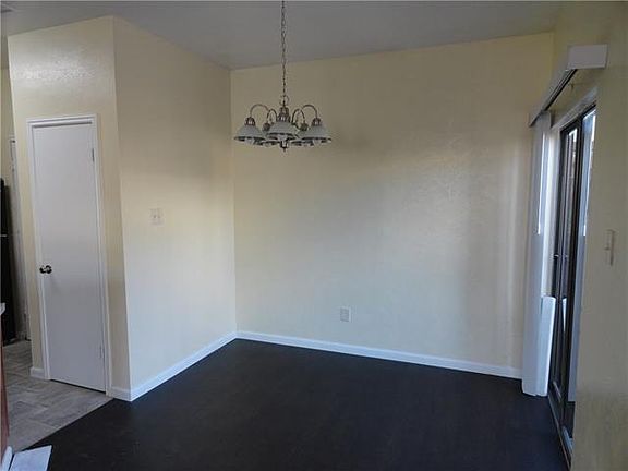 3rd image of 611 Oriole Blvd APT 2101