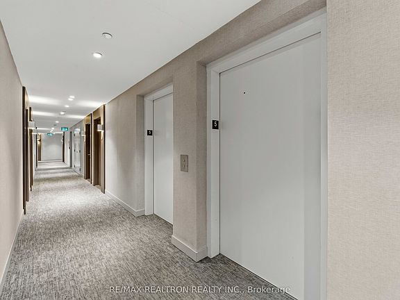4th image of 185 Roehampton Ave #510