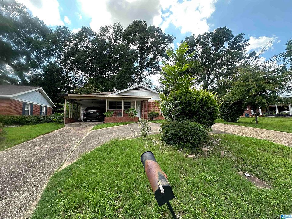 1st image of 2426 Spruce Curv