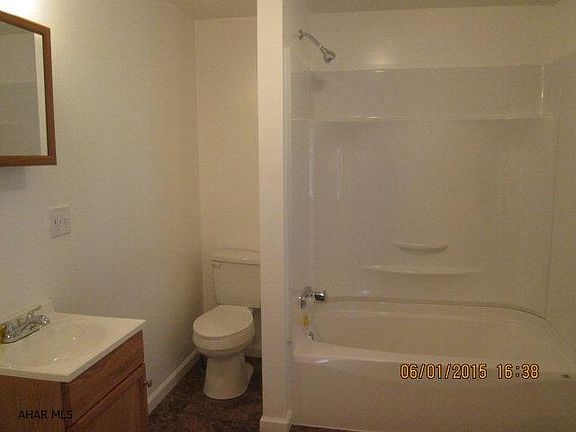 5th image of 309 S 2nd St