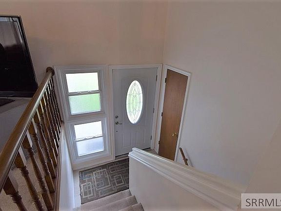 3rd image of 958 11th St