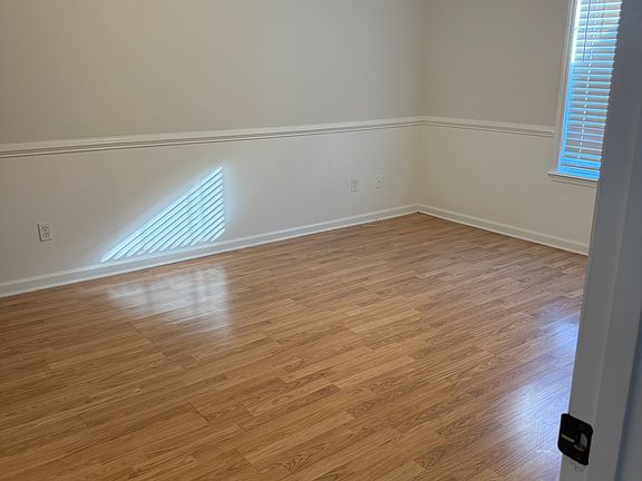 5th image of 4462 Misty Cove Ct