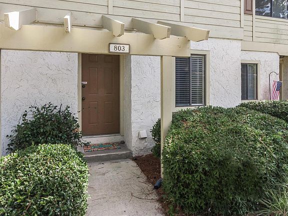 2nd image of 803 Marsh Cove Pl