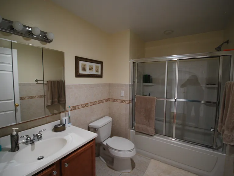 218 Main St #102 — Photo 8