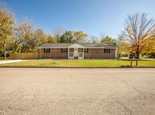 807-809 Riviera Dr, Murfreesboro, TN 37130