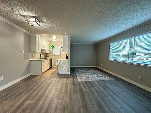 3rd image of 1731 O St APT 5