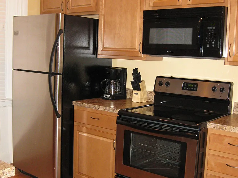 3 S Hanover St #1 — Photo 2
