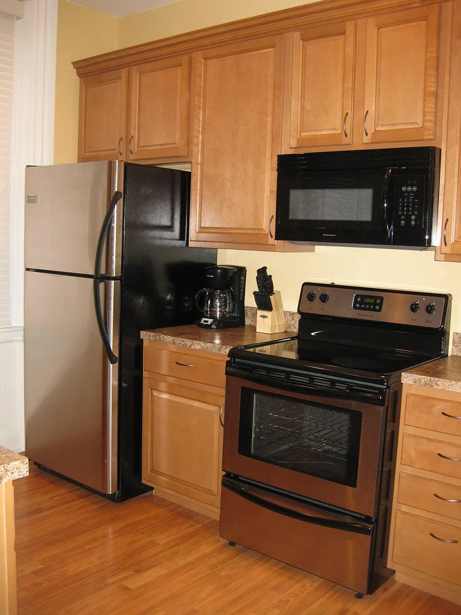 Building Photo - 3 S Hanover St #1