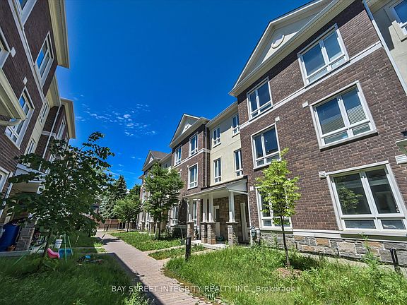 2nd image of 23 Chicago Ln