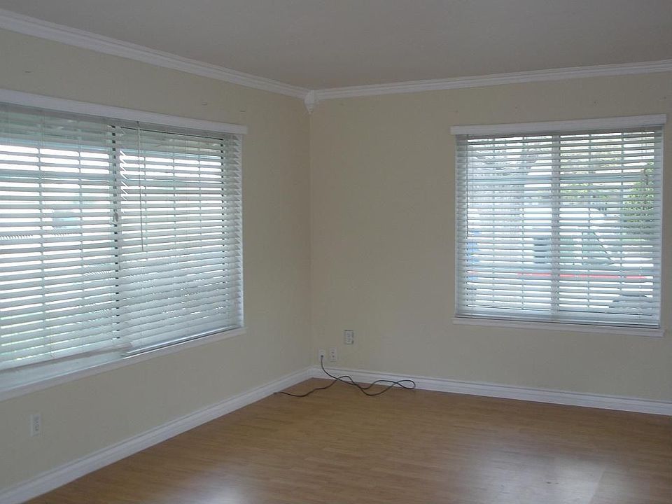 2nd image of 7906 Orlando Dr