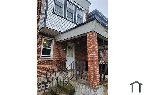 352 W Milne St Photo 1