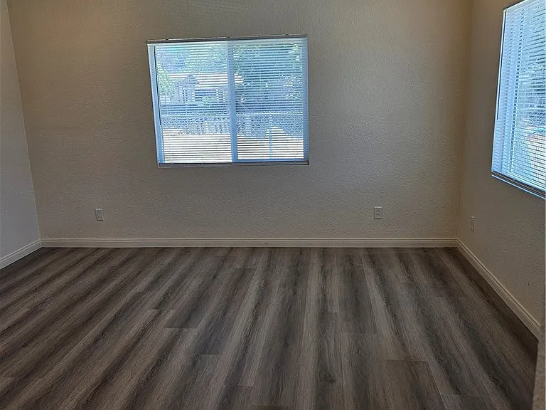 710 E Whittier Ave — Photo 5