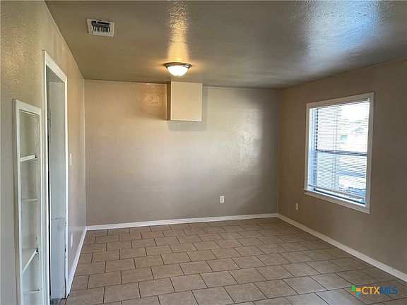 2nd image of 2906 June St