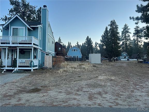 5th image of 732 W Fairway Blvd