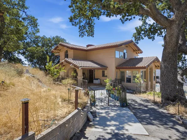 25441 Deertrail Dr, Tehachapi, CA 93561