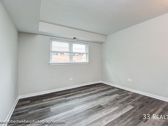 4th image of 549 W Euclid Ave APT 110