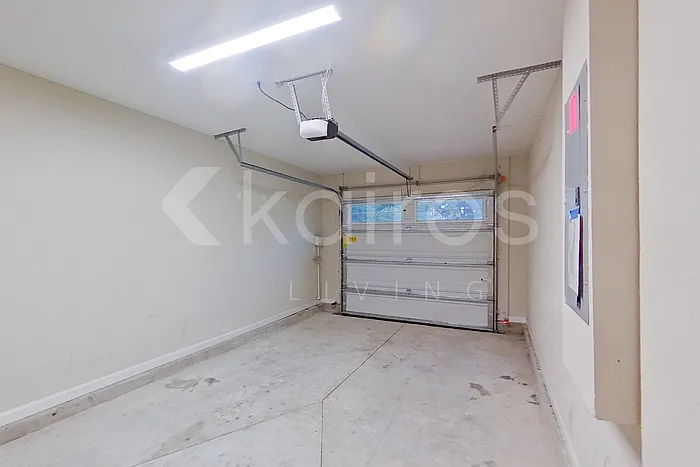1335 Mull St — Photo 17