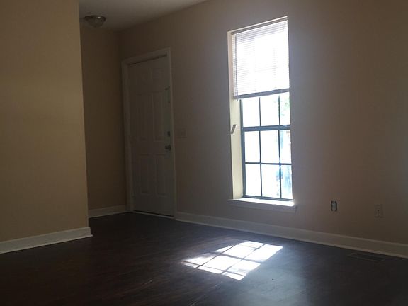 4th image of 506 S College St #A