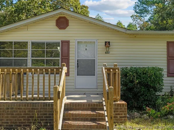128 Country Pl, Sanford, NC 27332