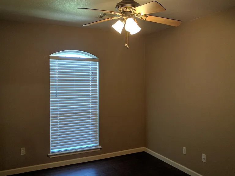 416 Cherokee Gate Dr — Photo 3
