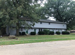 1001 Oriole Dr #B, Morris, IL 60450