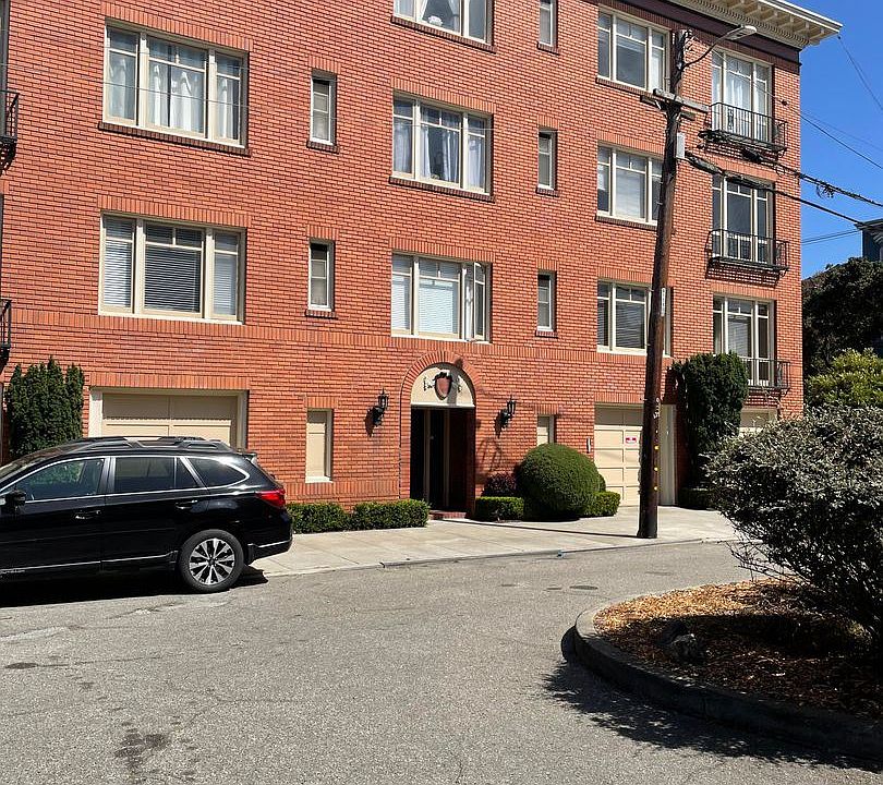 1st image of 10 10th Ave APT 1