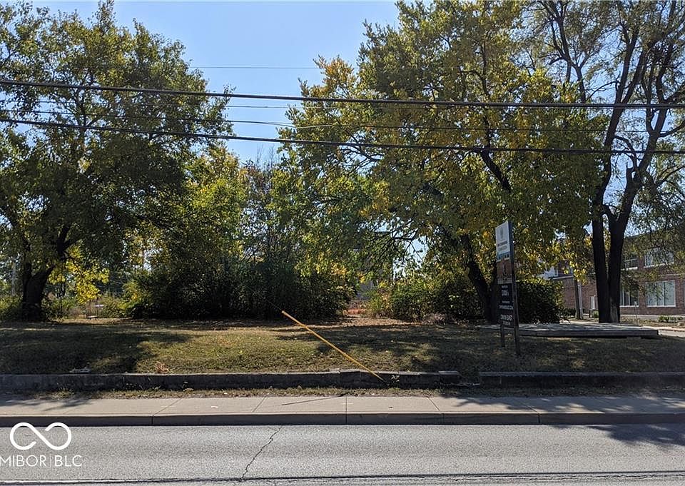 2nd image of 1561 Yandes St