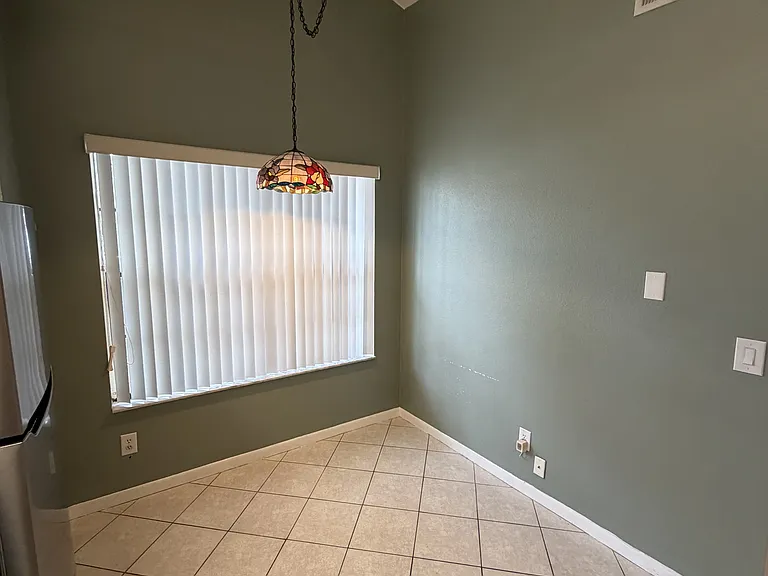 2251 Springwood Cir W — Photo 9