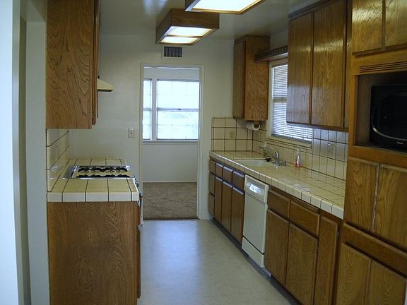 3rd image of 6599 San Francisco Dr