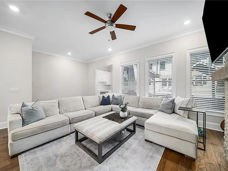 896 Mayfield Rd — Photo 11