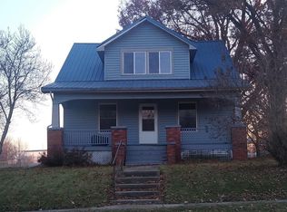 102 W Main St, Lockridge, IA 52635