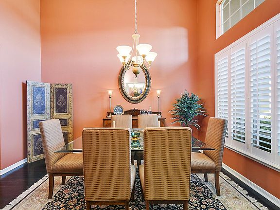 4th image of 8071 Canyon Lake Cir