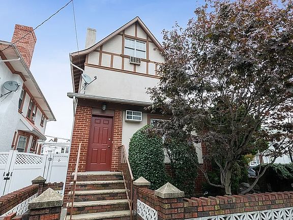 2nd image of 77 Highlawn Ave