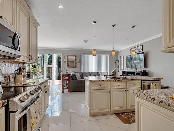 5th image of 11751 SW 137th Pl