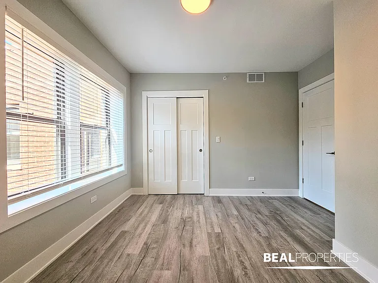 1133-1139 Oak Ave — Photo 33