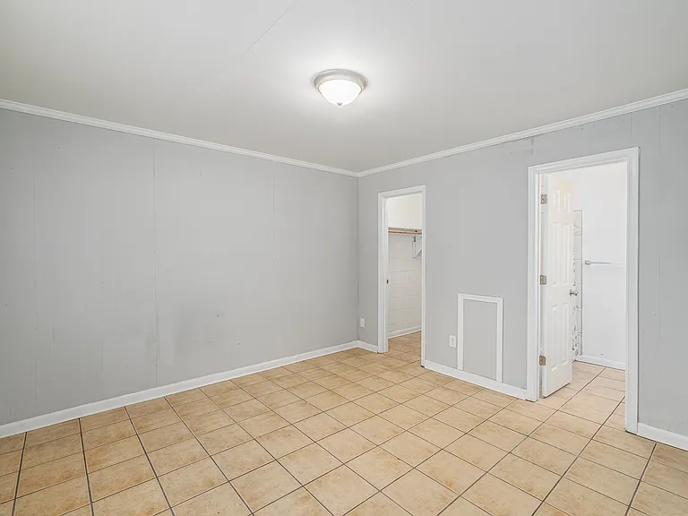 6741 Richmond Hwy #5B — Photo 3