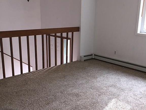 2nd image of 1929 Rosewood Dr
