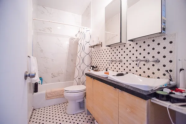 Rented by Corcoran | media 16