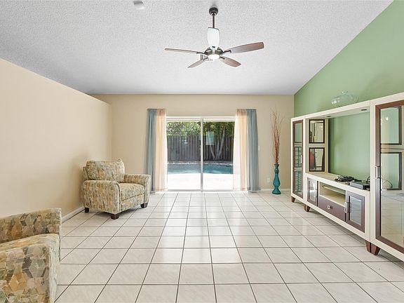 5th image of 1845 NW 108th Avenue