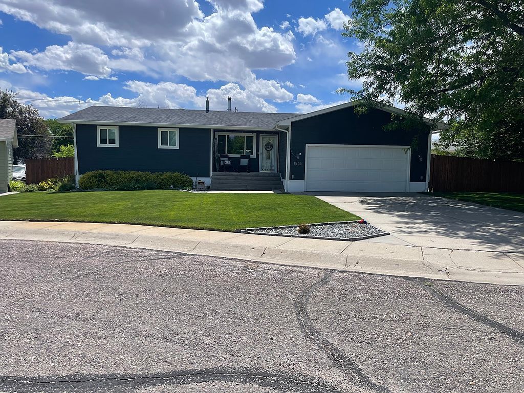 1865 Bonanza St - Property Image