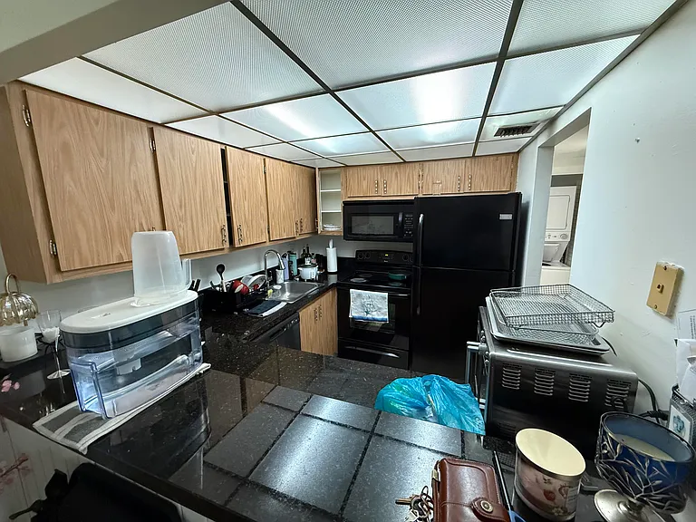 5981 Washington St #207 — Photo 4